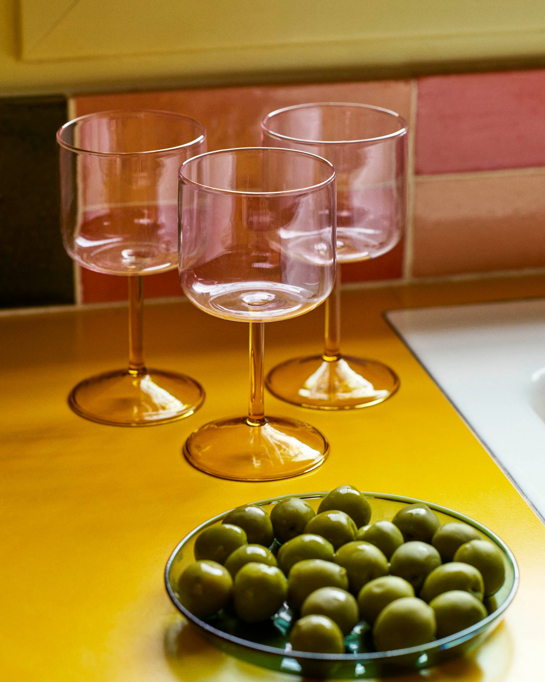 TINT WINE GLASS - SET OF 2